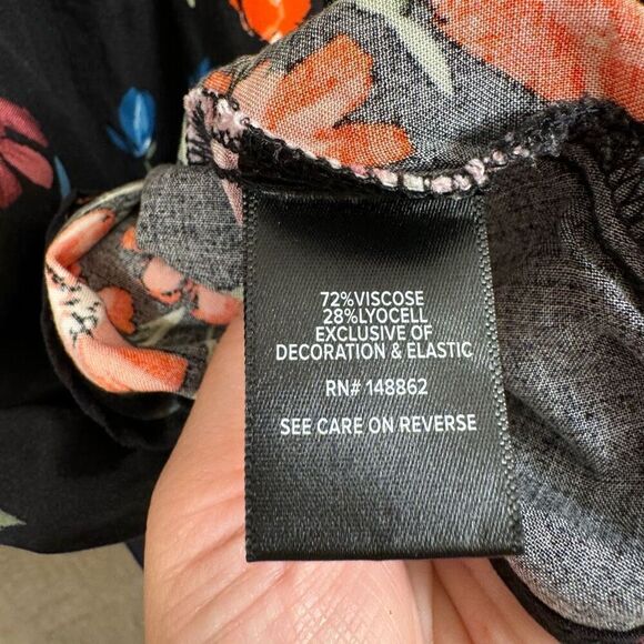 Torrid Black Red Blue Purple Floral Crochet Strap Peplum Challis Tank Top 1X - Picture 6 of 10